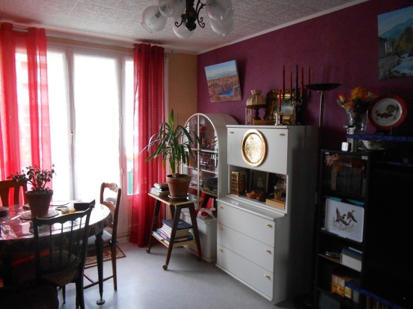 APPARTEMENT 3 PIECES MONTARGIS