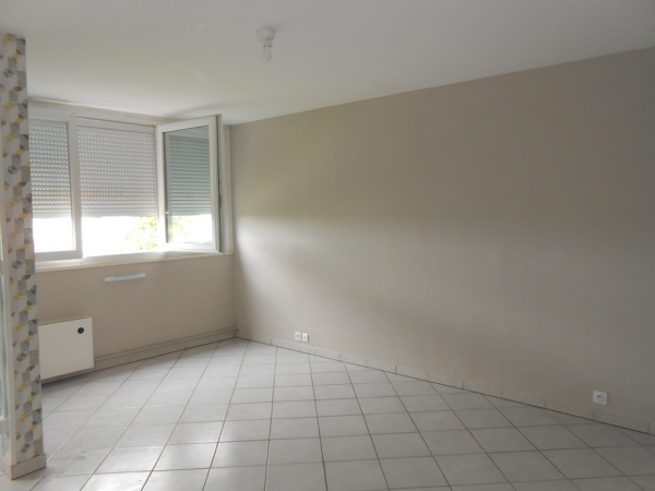 APPARTEMENT STUDIO MONTARGIS
