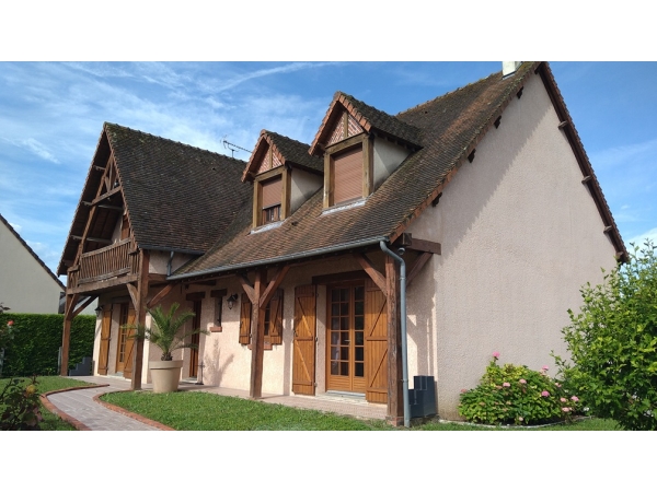 PAVILLON VILLEMANDEUR AVEC SOUS-SOL