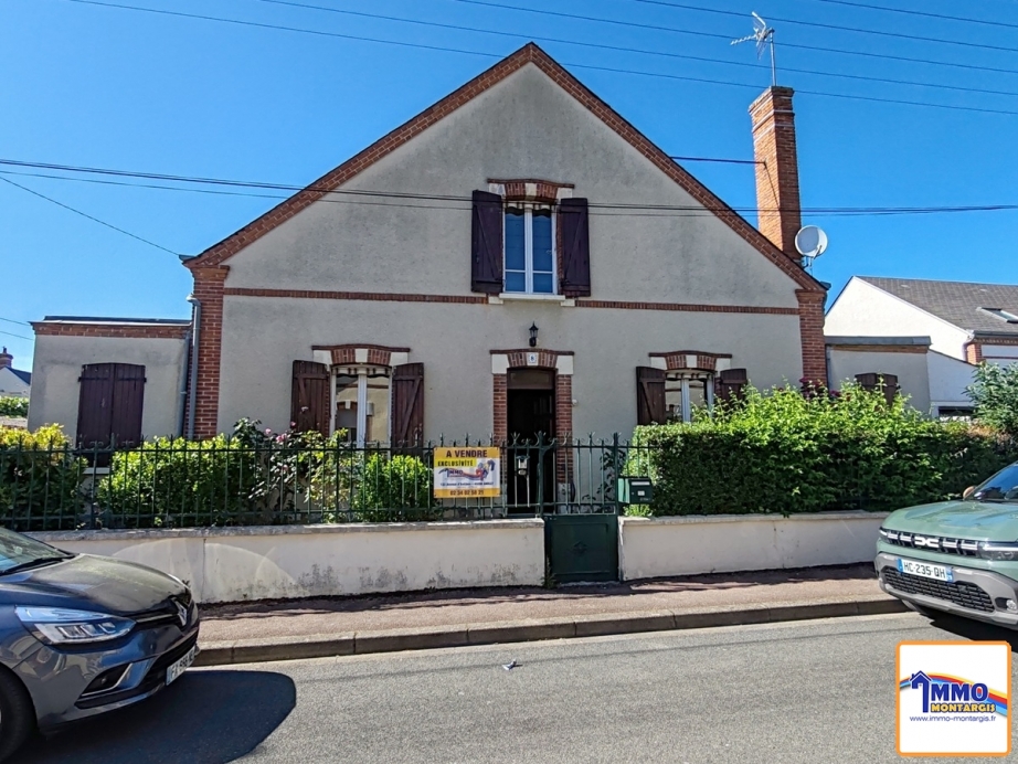 MAISON DE VILLE DISTRICT 5 CHAMBRES