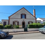MAISON DE VILLE DISTRICT 5 CHAMBRES