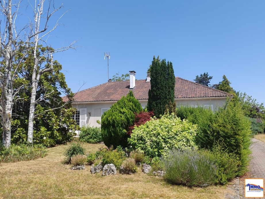 PAVILLON CENTRE CILEMANDEUR